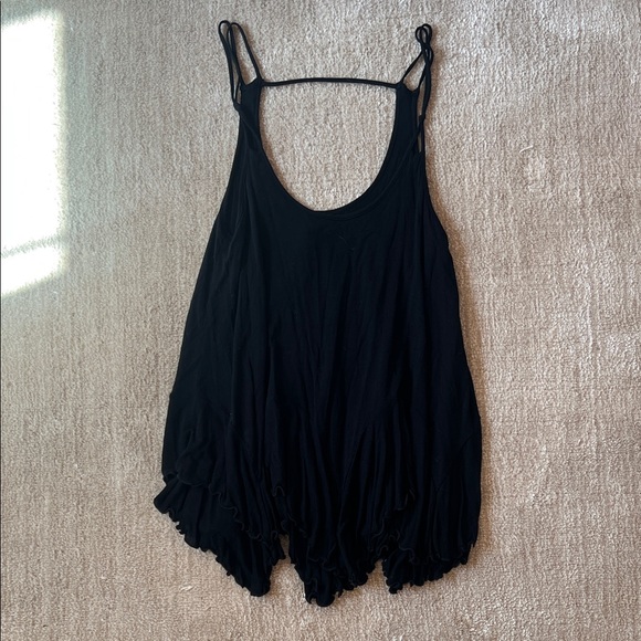 Vintage Tops - Vintage Black Spaghetti Strap Ruffle-Hem Camisole